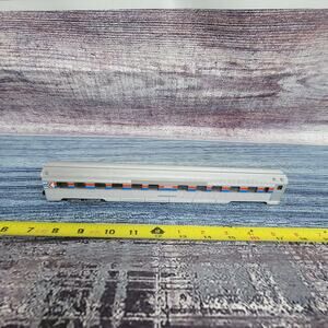 Vtg H.O scale train cars Amtrak passenger observation Train car silver,red, blue